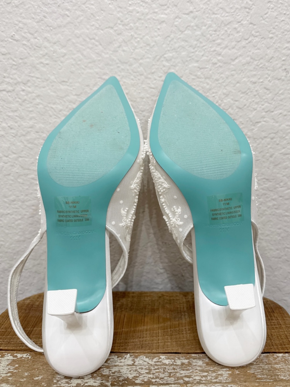 Betsey Johnson Nikki Embroidered Mesh Slingback Pumps Ivory Size 11 - Picture 7 of 8